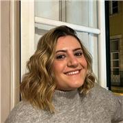 Educadora Infantil con posibilidad de ayudar a niños y niñas de primaria especialmente